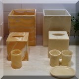 D52. Bathroom sets. 